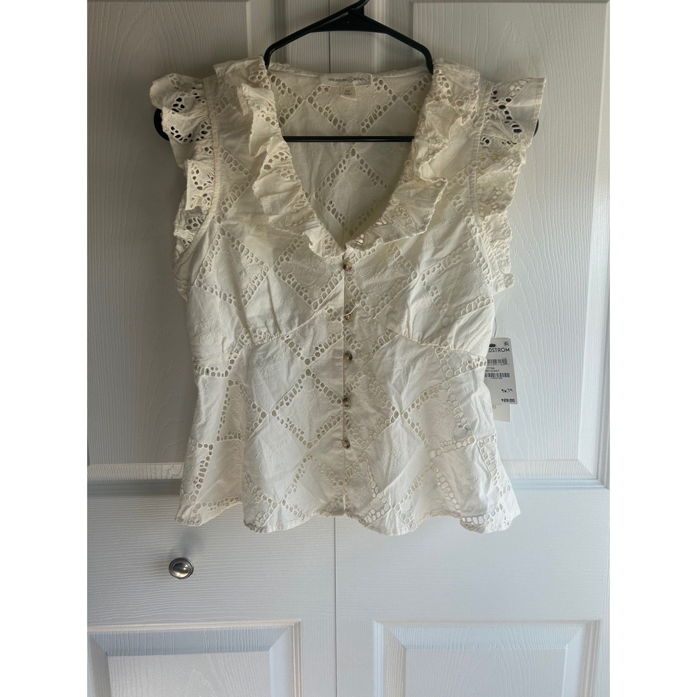 Treasure & Bond Ivory Egret Eyelet Ruffle V-Neck Button Front Peplum Top XS NEW